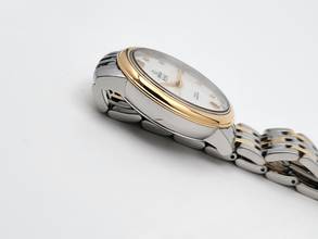 Thumbnail von Omega De Ville Prestige Butterfly Perlmutt Diamonds Full Set Austria