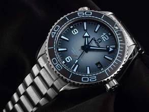 Thumbnail von Omega Seamaster Planet Ocean 600M Ref.215.30.40.20.03.002 2026 Full Set Ungetragen Seamaster Planet Ocean 600M Summer Blue