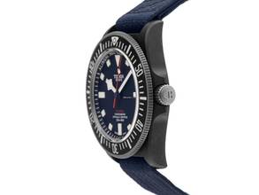 Thumbnail von Tudor Pelagos FXD Alinghi Red Bull Racing Edition Ref.M25707KN-0001 2026 Full Set Ungetragen Pelagos FXD Alinghi Red Bull Racing Edition