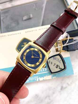  Jaeger-LeCoultre Classic Ladys Damen Lapis Dial Solid Gold Vintage Full Set Box Papers ref 9032 9032 