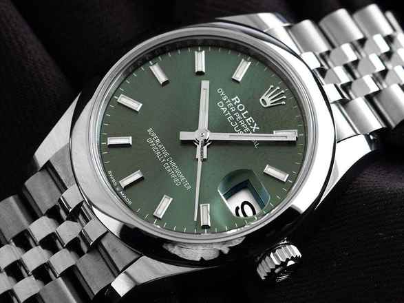  Rolex Datejust 31 Medium Green Dial Ref.278240 2025 Full Set Ungetragen Datejust Medium Stahl Green Dial 