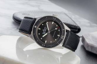 Thumbnail von Blancpain Fifty Fathoms Bathyscaphe Automatik R. 5100B-1110-B52A