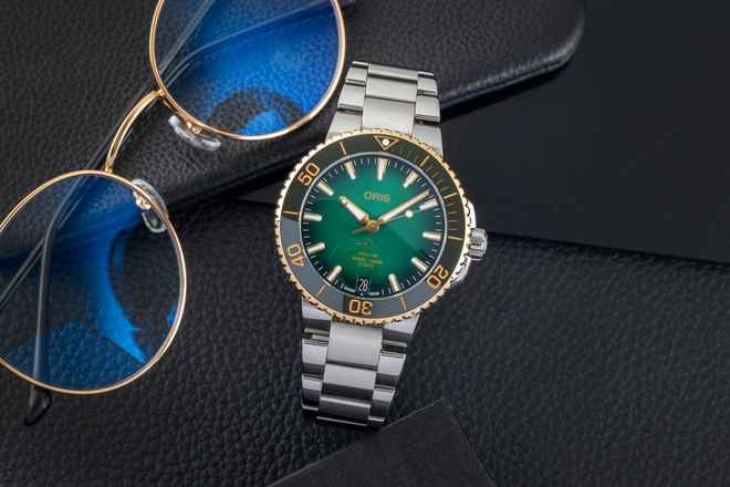  Oris Aquis Date Stahl Automatik Herrenuhr 01 400 7769 6357-07 8 22 09PEB B&P 