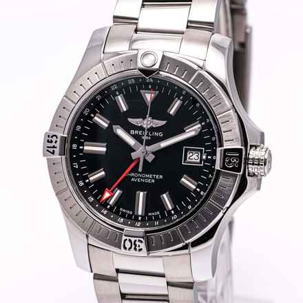  Breitling Avenger Gmt 43 Black – A32397101B1A1 – like NEW – 08/2017 Full Set 
