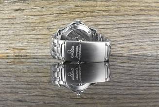 Thumbnail von Omega Seamaster Diver 300 M 36MM Blue Wave Dial 2551.80.00 Automatik