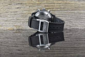 Thumbnail von IWC Fliegeruhr Chronograph Pilot Chronograph IWC Garantie bis 02/2031 Black Ceramic Full Set 2023