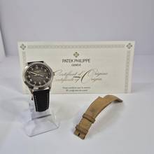 Thumbnail von Patek Philippe Calatrava Textured Charcoal Ouro Branco 40mm Automático Completo