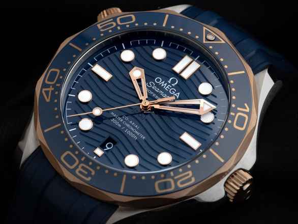 Omega Seamaster Diver 300 M Ref.210.22.42.20.03.002 2025 Full Set Ungetragen Seamaster Diver 300m 