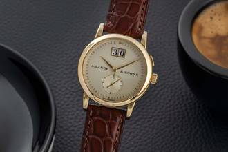 Thumbnail von A. Lange & Söhne Saxonia Großdatum 18K (0,750) Gold Handaufzug 105.021 Box