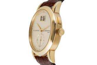 Thumbnail von A. Lange & Söhne Saxonia Großdatum 18K (0,750) Gold Handaufzug 105.021 Box