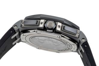 Thumbnail von Audemars Piguet Royal Oak Offshore Chronograph Keramik / Titan Automatik Ref. 26405CE.OOA002CA.01 B&P