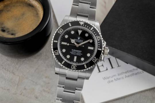  Rolex Submariner (No Date) Edelstahl Automatik Herrenuhr Ref. 124060 B&P 2020 