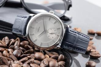 Thumbnail von Omega De Ville Prestige Stahl Silver Dial Handaufzug Herrenuhr Ref. 4820.31.01