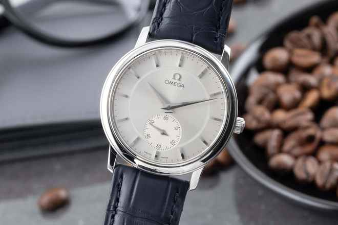  Omega De Ville Prestige Stahl Silver Dial Handaufzug Herrenuhr Ref. 4820.31.01 