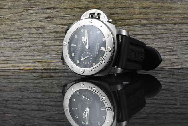  Panerai Luminor Submersible 1950 3 Days Automatic Left-Hand Clous-de-Paris Dial - Titanium PAM00569 Full Set 2015 