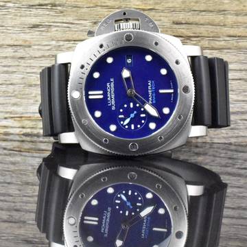 Panerai Luminor Submersible 1950 3 Days Automatic BMG-Tech PAM00692 Blue Dial - Full Set 2019