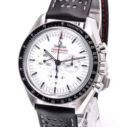 Omega Speedmaster Professional Moonwatch 42 White – 310.32.42.50.04.002 – YENİ ve Hiç Kullanılmamış – 04/2026 Tam Set