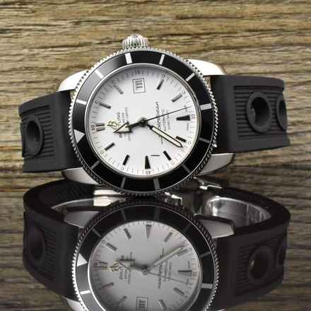  Breitling Superocean Heritage 42 Stratus Silver Dial A1732124 Black Rubber 