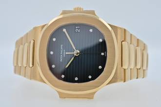 Thumbnail von Patek Philippe Nautilus Blue Diamond Dial 18k yellow gold 3800 Service 02/2026 3800/001 LC100