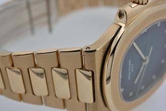 Thumbnail von Patek Philippe Nautilus Blue Diamond Dial 18k yellow gold 3800 Service 02/2026 3800/001 LC100