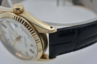 Thumbnail von Rolex Datejust 31 14k Yellow Gold Silver Dial 6827