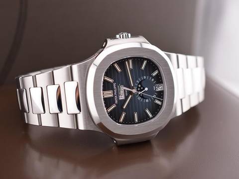  Patek Philippe Nautilus 5726/1a-001 New 2024 Ita - Full Set 