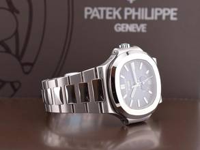 Thumbnail von Patek Philippe Nautilus 5726/1a-001 Neu 2024 Ita - Vollständiges Set
