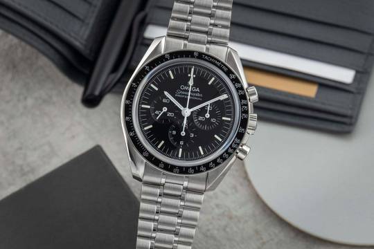  Omega Speedmaster Professional Moonwatch Chronograph Ref. 310.30.42.50.01.002 B&P 2025 