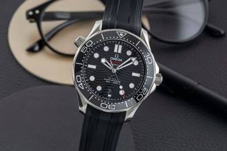 Thumbnail von Omega Seamaster Diver 300 M Co-Axial Keramik 210.32.42.20.01.001 B&P