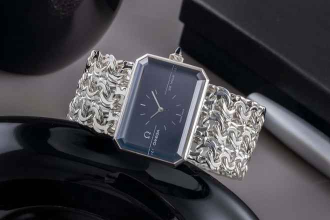 Omega De Ville Jeux d'Argent Silver Hand-Wound Ladies' Watch Ref. 8272 Vintage
