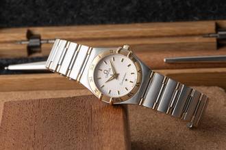 Thumbnail von Omega Constellation Ladies Honeycomb Dial Stahl / Gold Quarz Damenuhr Ref. 1262.30.00