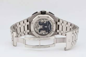 Thumbnail von Audemars Piguet Royal Oak Offshore Tourbillon Chronograph Tourbillon Platinum - Extra Platinum 1/1 Strap - Limited Edition Of 50 - 26388PO.OO.D027CA.01 2017