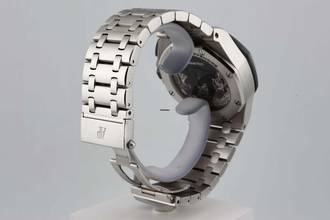 Thumbnail von Audemars Piguet Royal Oak Offshore Tourbillon Chronograph Tourbillon Platinum - Extra Platinum 1/1 Strap - Limited Edition Of 50 - 26388PO.OO.D027CA.01 2017