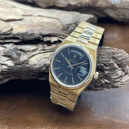  Rolex Day-Date Oysterquartz Day-Date Oysterquarz 18Kt - FULLSET 1978 LC100 - Ref. 19018 