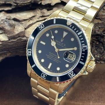Rolex Submariner Date Submariner Date - 18Kt Gelbgold - Ref. 16618