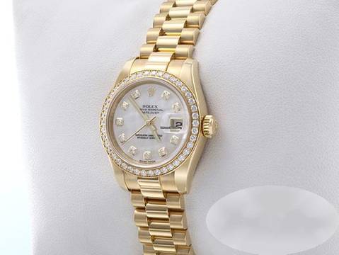  Rolex Lady-Datejust 179138 2014 Gelbgold 750 Perlmutt Diamanten Automatik Gold 