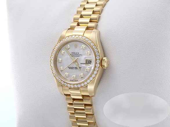  Rolex Lady-Datejust 179138 2014 Gelbgold 750 Perlmutt Diamanten Automatik Gold 
