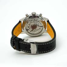 Thumbnail von Breitling Top Time B01 125 Yıl FC Bayern Münih Sınırlı Üretim Editioni
