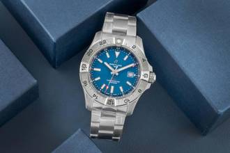 Thumbnail von Breitling Avenger Automatic 42Stahl Herrenuhr Ref. A17328101C1A1 B&P NP 5850 