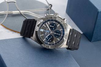 Thumbnail von Breitling Chronomat 42 B01 42 Titan Automatik Herrenuhr Ref. EB0134101M1S1 B&P New
