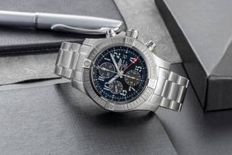 Thumbnail von Breitling Avenger Chronograph GMT 45 Automatik Ref. A24315101B1A1 B&P New