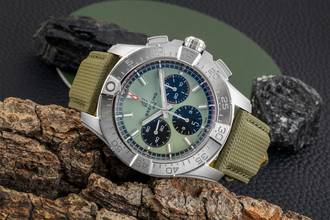 Thumbnail von Breitling Avenger B01 Chronograph 44 Edelstahl Ref. AB0147101L1X1