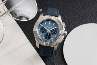 Thumbnail von Breitling Avenger B01 Chronograph 44 Stahl Automatik Ref. AB0147101C1X1 B&P New
