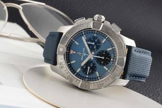 Thumbnail von Breitling Avenger B01 Chronograph 44 Stahl Automatik Ref. AB0147101C1X1 B&P New
