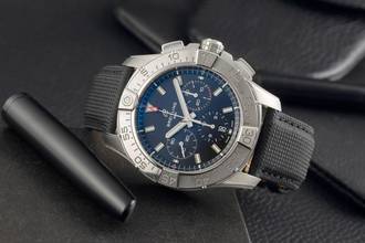 Thumbnail von Breitling Avenger B01 Chronograph 44 Stahl Automatik Ref. AB0147101B1X1 B&P New