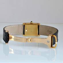 Thumbnail von Cartier Tank Louis Cartier London Tank Louis Cartier Groß extra-flach Elfenbein-Zifferblatt Gelbgold 18KT sehr selten