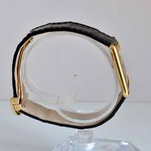 Thumbnail von Cartier Tank Louis Cartier London Tank Louis Cartier Groß extra-flach Elfenbein-Zifferblatt Gelbgold 18KT sehr selten