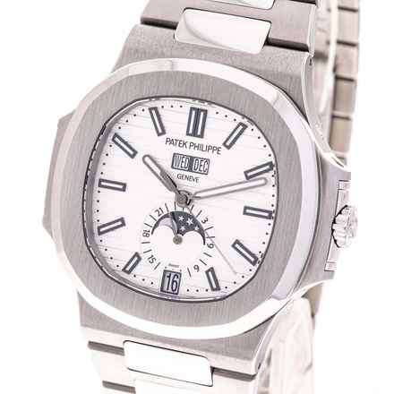  Patek Philippe Nautilus White Annual Calendar – 5726/1A-010 – like NEW – 2013 Full Set 