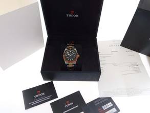 Thumbnail von Tudor Black Bay GMT Heritage GMT kullanılmamış Güvenlik Kasası Saat Full Set 2022 LC 100 ile tamamen orijinal set, ilk satın alma faturası ile mağaza yeni gibi
