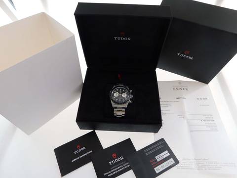 Tudor Black Bay Chrono ungetragene Tresoruhr im Full Set aus 2024 LC 100 im absoluten Full Set mit Stahlband wie Ladenneu
